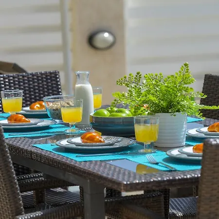 Katia 15